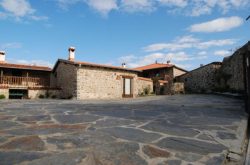 Aira Sacra Apartments