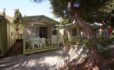camping los escullos pet friendly bungalows