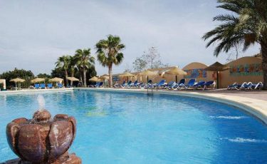 camping los escullos swimming pool