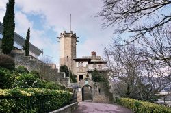 El Collado Castle
