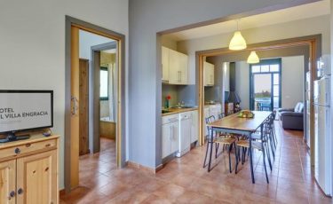kitchen, living room of the apartments Villa Engracia