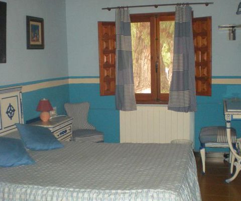 one bed room of the pet friendly rural house